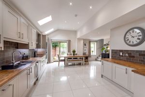 Photo 16- click for photo gallery